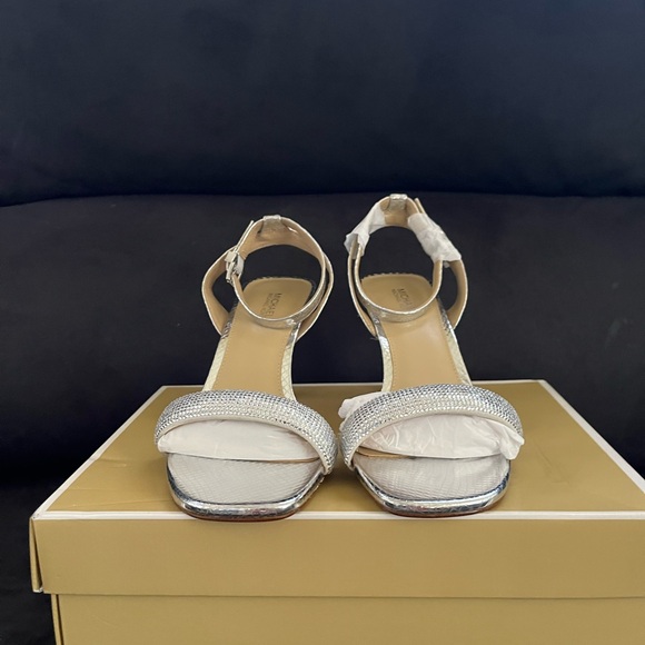 Michael Kors Elegant Silver Sandal - Picture 9 of 11